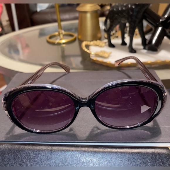 Fendi Sunglasses Bundle - Picture 3 of 10